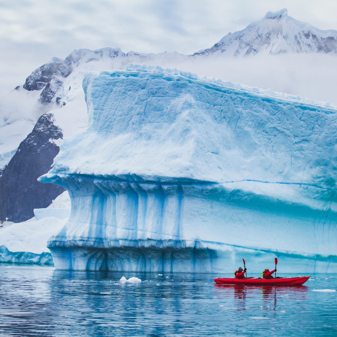 glacier kayak tour